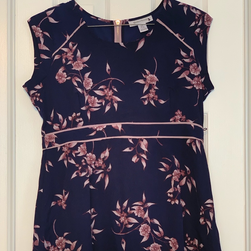 Silky maternity top w/ cap sleeves & empire waist